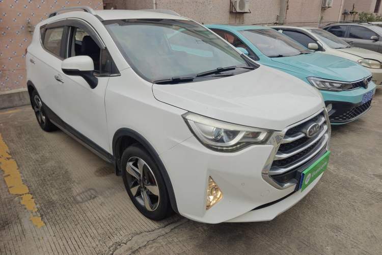 Used JAC Group Refine S3 2017 1.6L Manual Luxury Smart Model Front Right 45 Deg