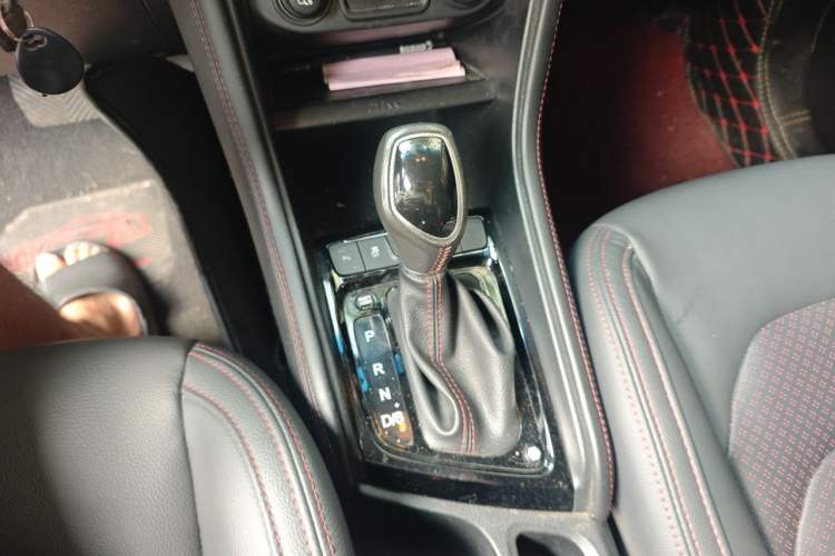 Used JAC Group Refine S3 2017 1.6L CVT Luxury Smart Model Gear Lever