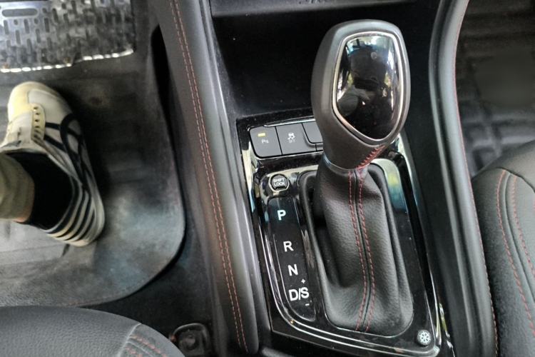 Used JAC Group Refine S3 2017 1.6L CVT Smart Connect Model Gear Lever