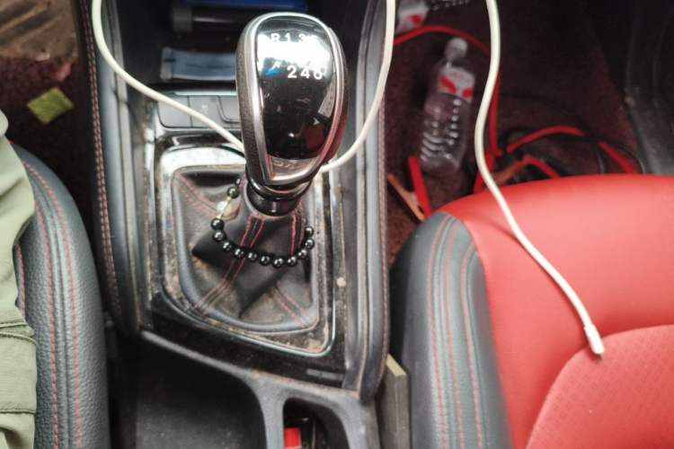 Used JAC Group Refine S3 2017 1.5L Manual Luxury Smart Model Gear Lever