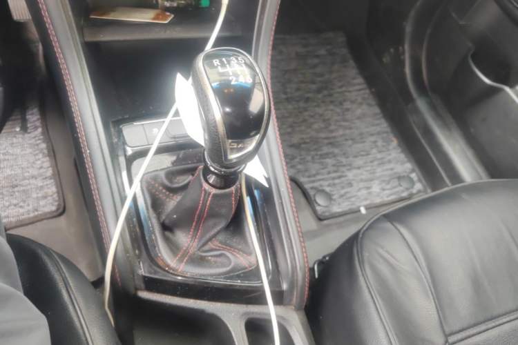 Used JAC Group Refine S3 2017 1.6L Manual Luxury Model Gear Lever
