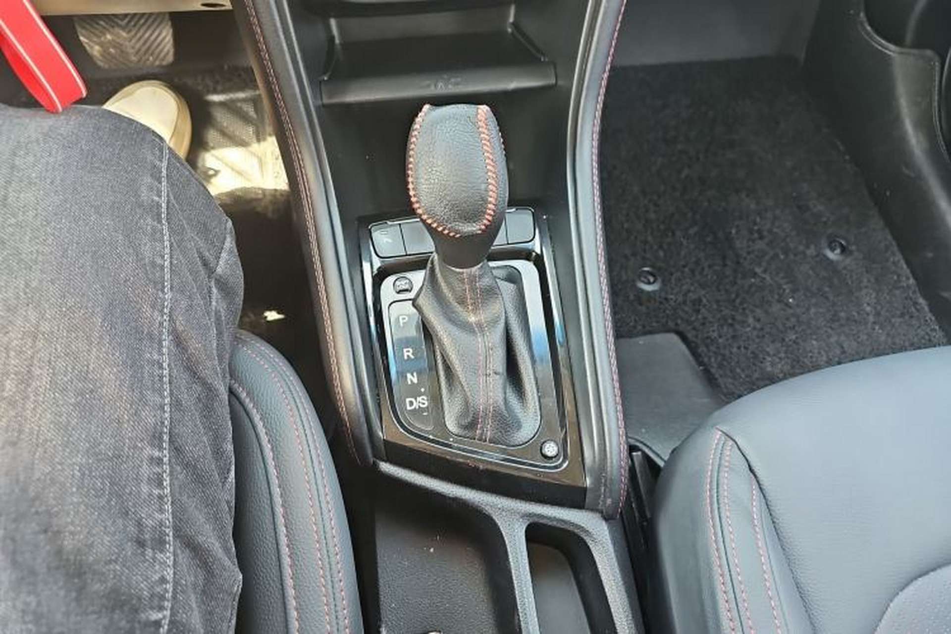 Used JAC Group Refine S3 2017 1.6L CVT Luxury Smart Model Gear Lever