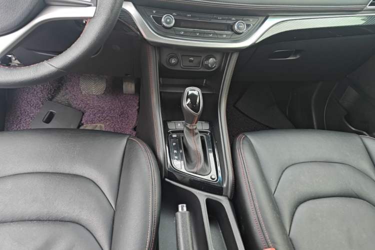 Used JAC Group Refine S3 2017 1.6L CVT Luxury Model Gear Lever