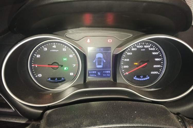 Used JAC Group Refine S3 2017 1.6L CVT Luxury Smart Model Instrument Cluster