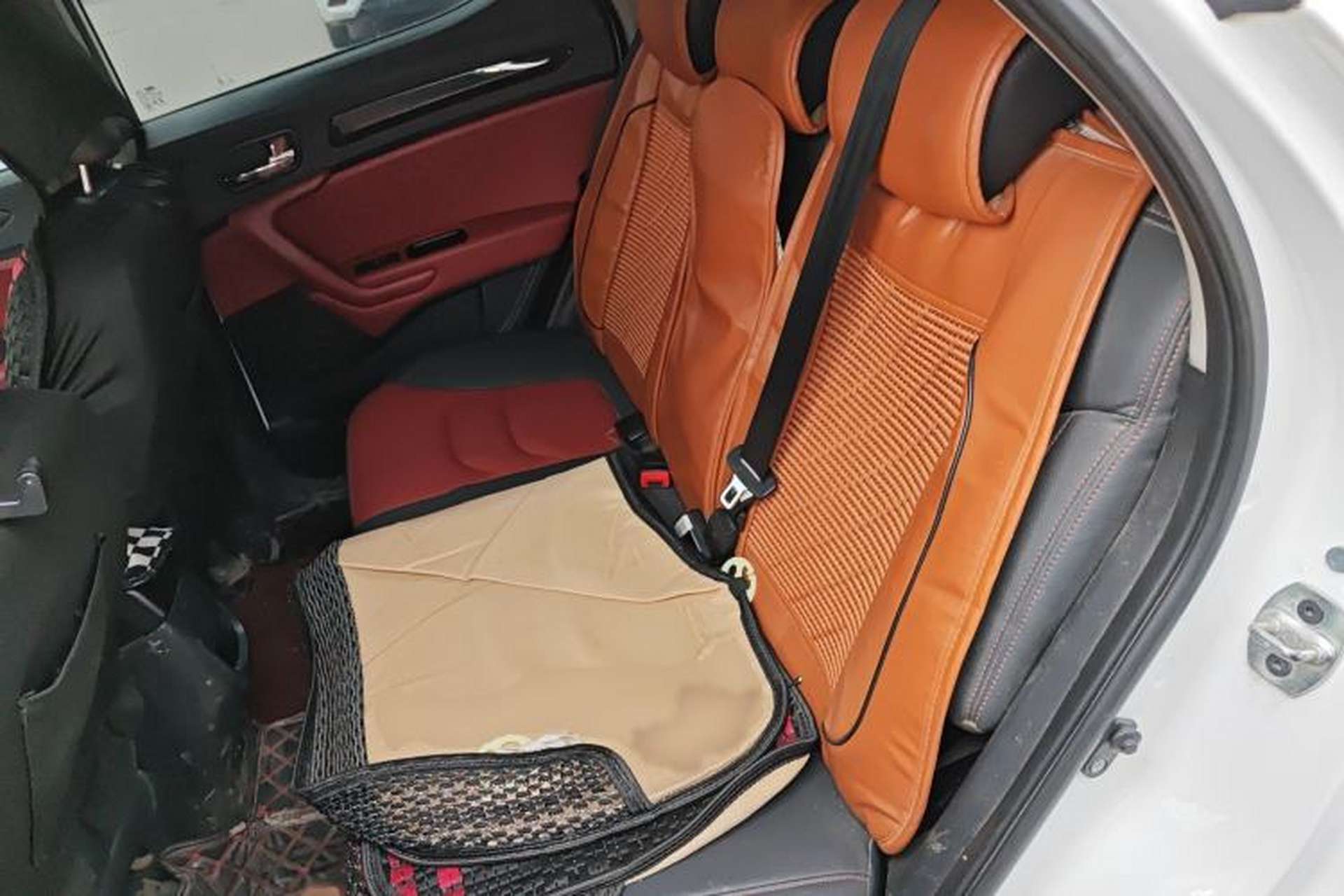 Used JAC Group Refine S3 2017 1.5L Manual Luxury Smart Model Interior 4