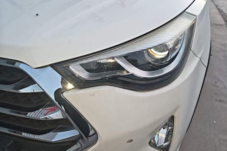 Used JAC Group Refine S3 2017 1.5L Manual Luxury Smart Model Left Front Headlight