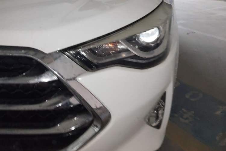 Used JAC Group Refine S3 2017 1.5L Manual Luxury Smart Model Left Front Headlight