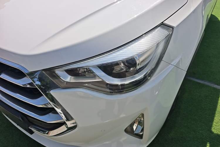 Used JAC Group Refine S3 2017 1.6L CVT Luxury Smart Model Left Front Headlight