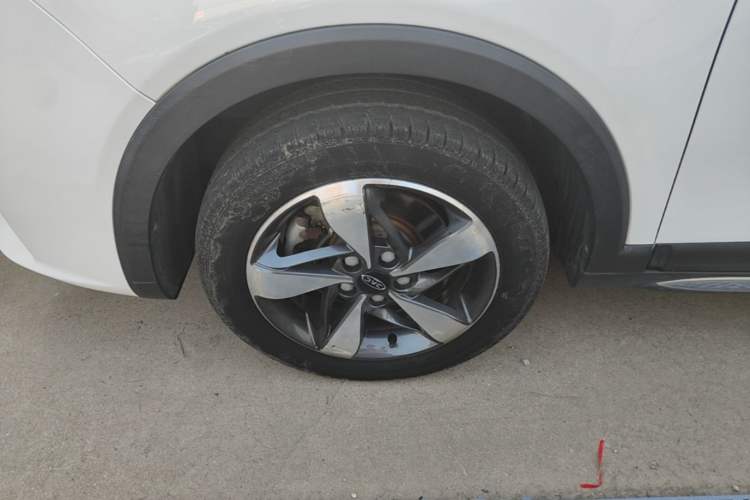Used JAC Group Refine S3 2017 1.6L CVT Luxury Smart Model Left Front Wheel Hub