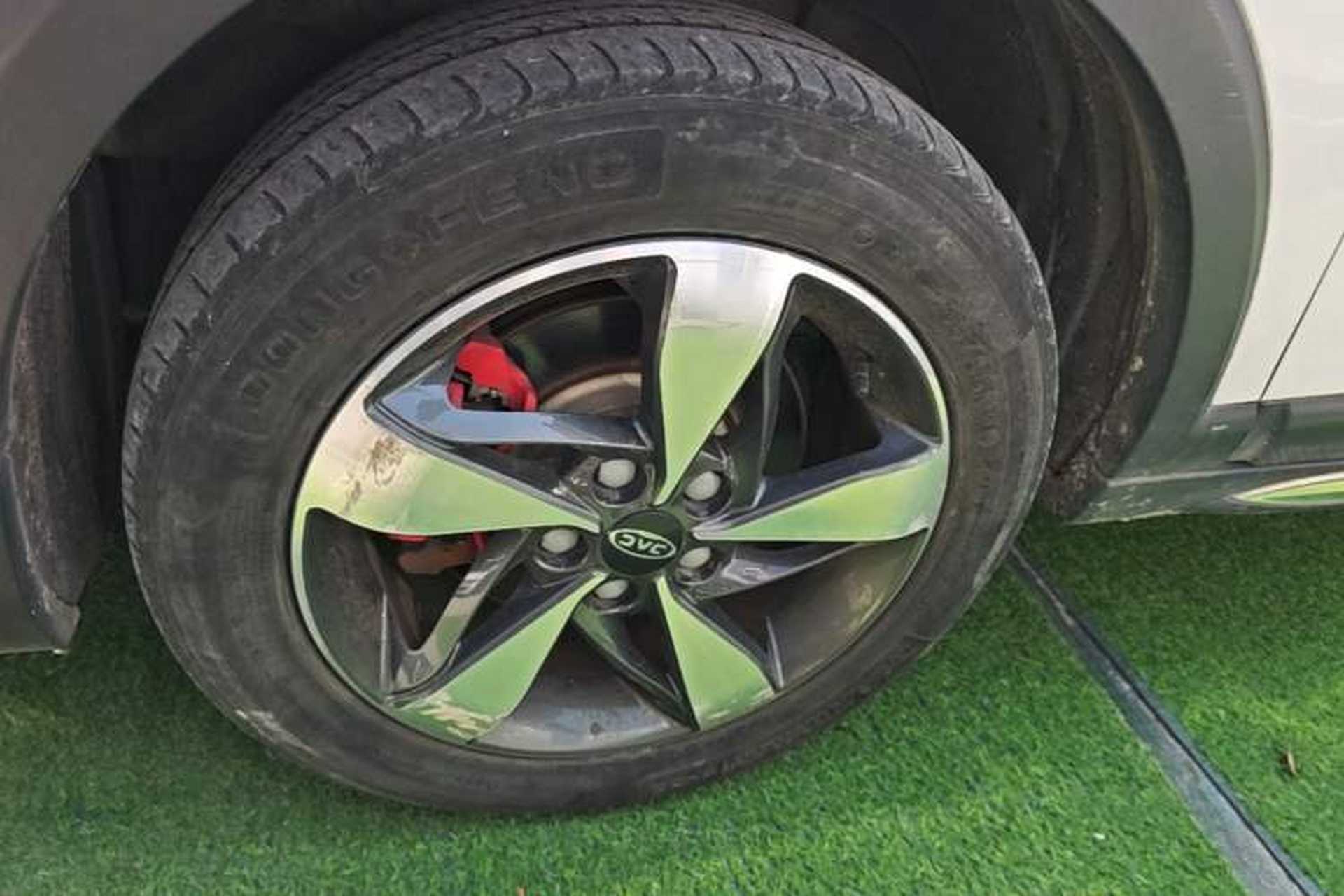 Used JAC Group Refine S3 2017 1.6L CVT Luxury Smart Model Left Front Wheel Hub