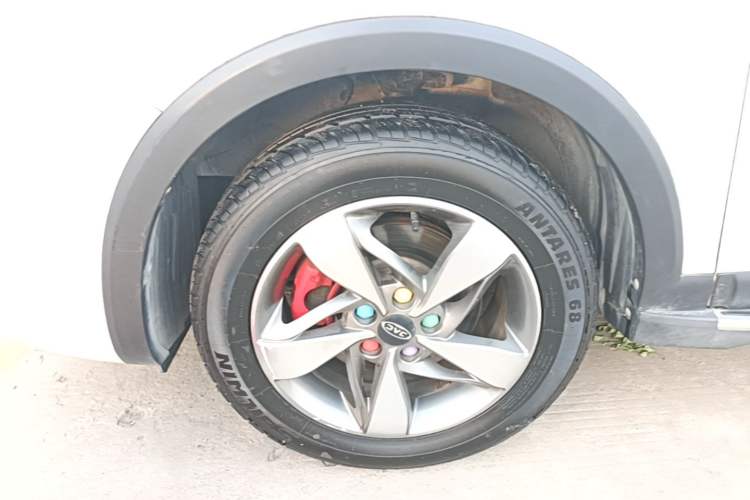 Used JAC Group Refine S3 2017 1.6L Manual Luxury Smart Model Left Front Wheel Hub