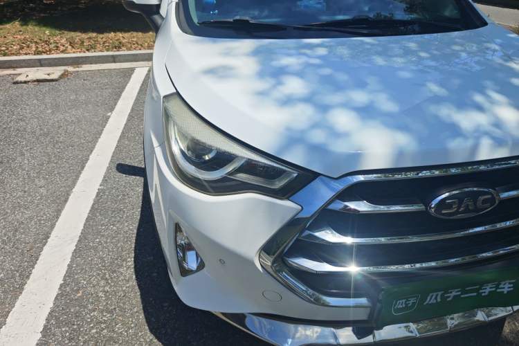 Used JAC Group Refine S3 2017 1.6L CVT Luxury Smart Model Right Front Headlight