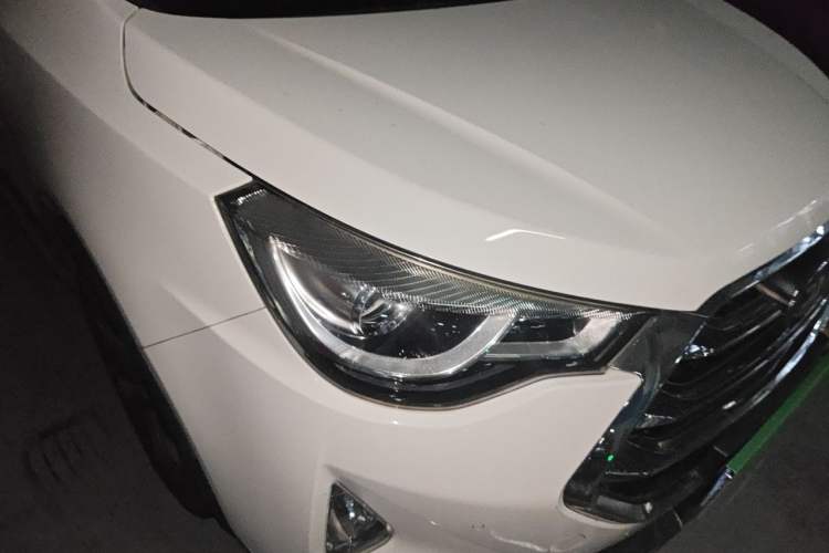 Used JAC Group Refine S3 2017 1.5L Manual Luxury Smart Model Right Front Headlight