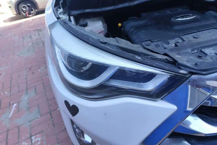 Used JAC Group Refine S3 2017 1.6L Manual Luxury Smart Model Right Front Headlight