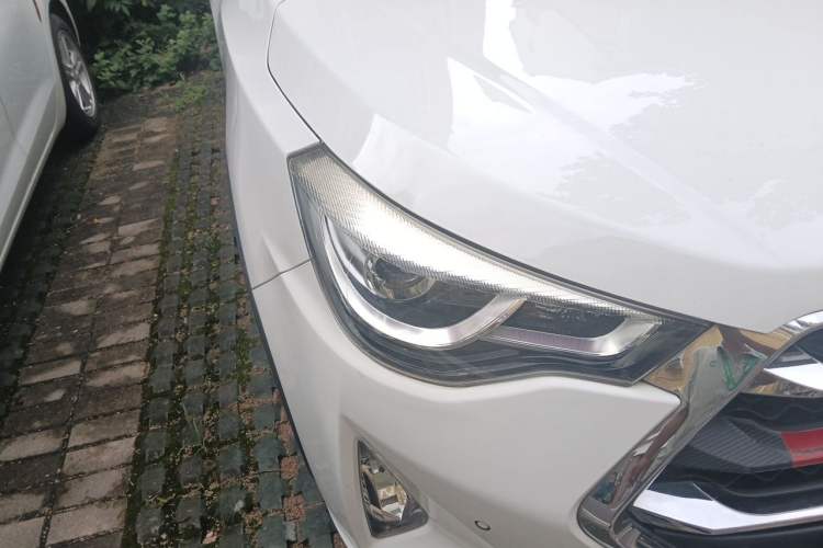 Used JAC Group Refine S3 2017 1.6L Manual Luxury Smart Model Right Front Headlight