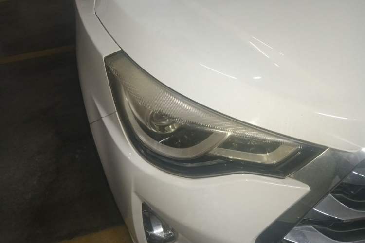 Used JAC Group Refine S3 2017 1.6L CVT Luxury Smart Model Right Front Headlight