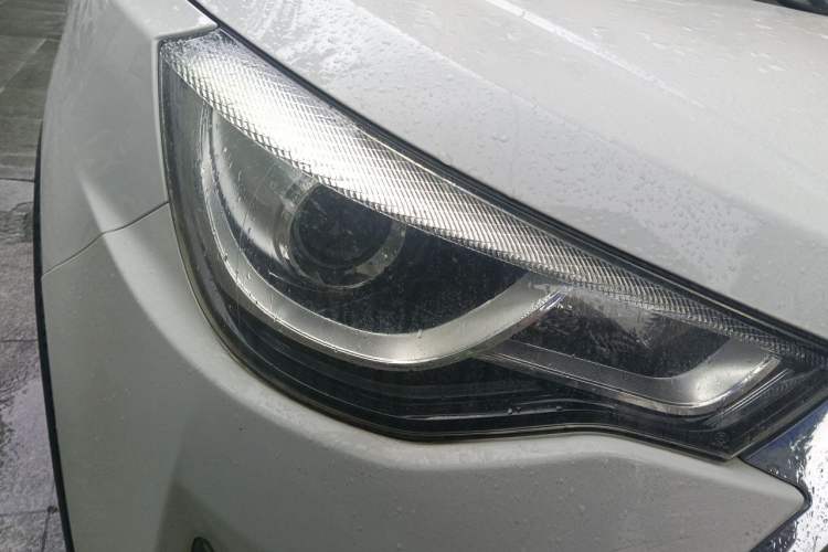 Used JAC Group Refine S3 2017 1.5L Manual Luxury Model Right Front Headlight