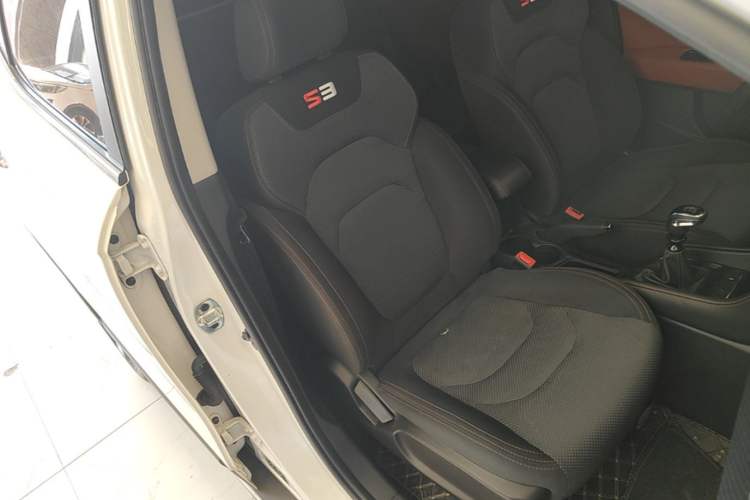 Used JAC Group Refine S3 2017 1.5L Manual Luxury Model Right Front Seat