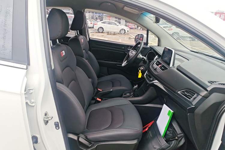 Used JAC Group Refine S3 2017 1.6L CVT Luxury Smart Model Right Front Seat