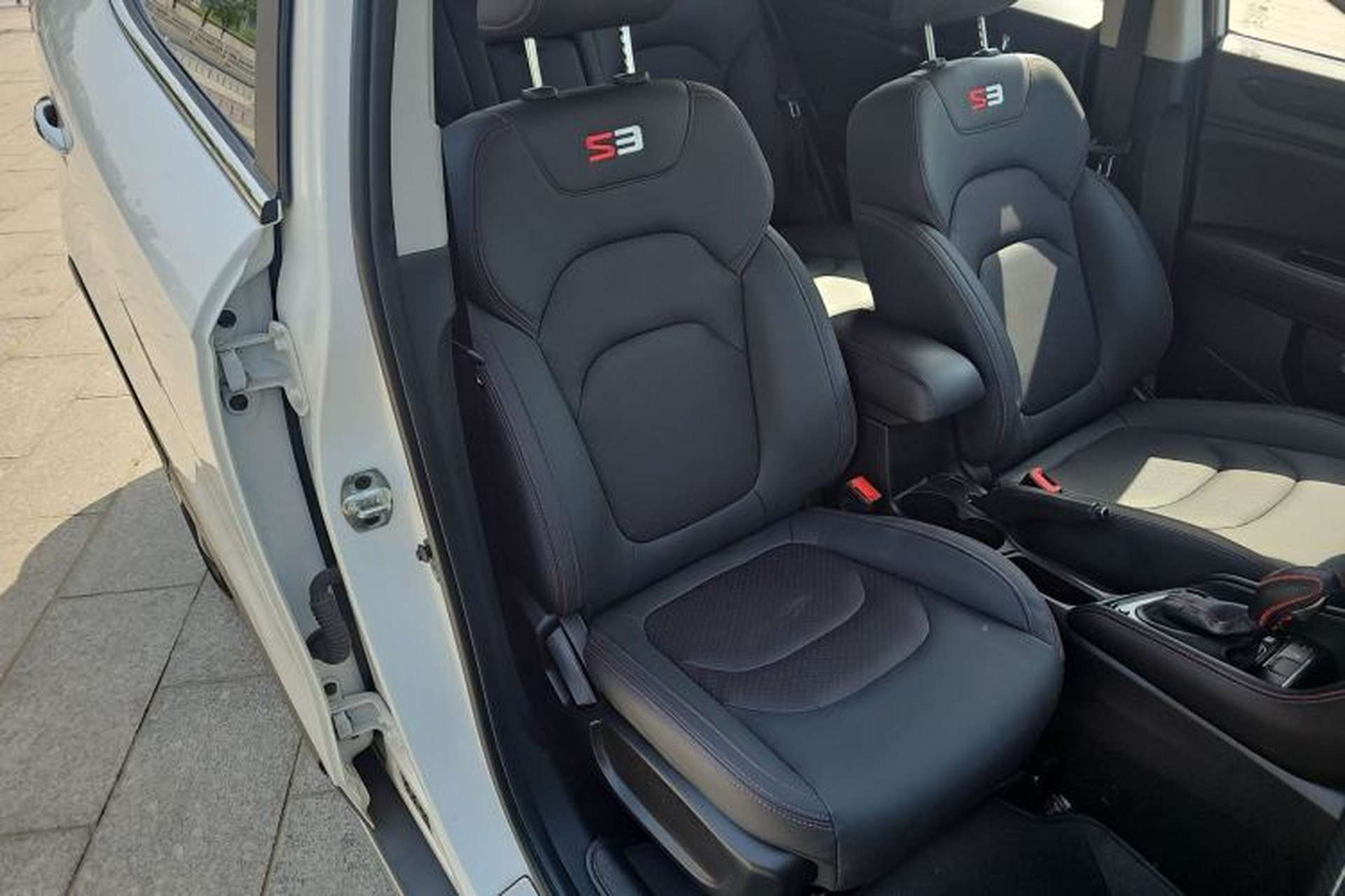 Used JAC Group Refine S3 2017 1.6L CVT Luxury Smart Model Right Front Seat