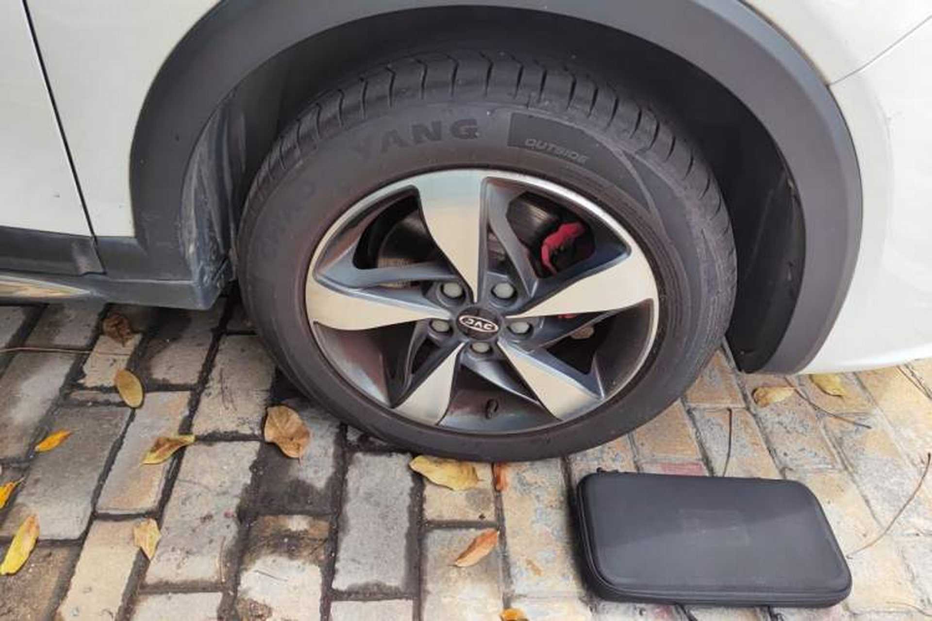 Used JAC Group Refine S3 2017 1.6L CVT Luxury Smart Model Right Front Wheel Hub