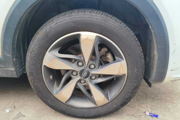 Used JAC Group Refine S3 2017 1.5L Manual Luxury Smart Model Right Front Wheel Hub