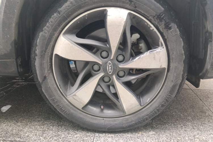 Used JAC Group Refine S3 2017 1.5L Manual Luxury Model Right Front Wheel Hub