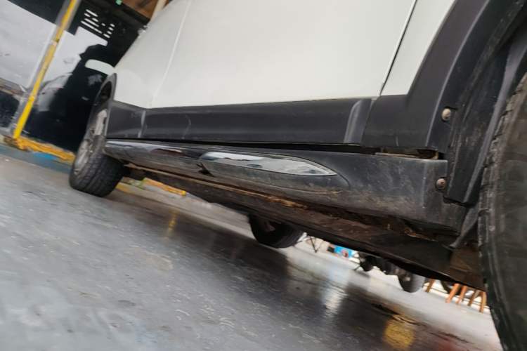Used JAC Group Refine S3 2017 1.5L Manual Luxury Smart Model Right Side Sill