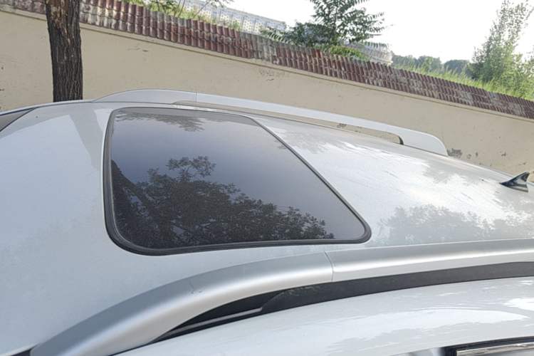 Used JAC Group Refine S3 2017 1.5L Manual Luxury Model Roof