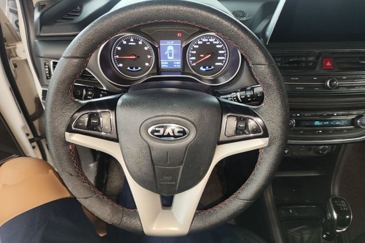 Used JAC Group Refine S3 2017 1.5L Manual Luxury Smart Model Steering Wheel