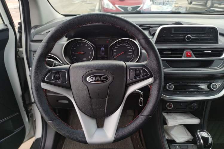 Used JAC Group Refine S3 2017 1.5L Manual Luxury Model Steering Wheel