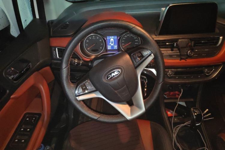 Used JAC Group Refine S3 2017 1.5L Manual Luxury Smart Model Steering Wheel