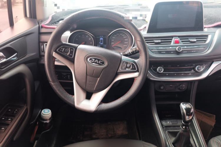 Used JAC Group Refine S3 2017 1.5L Manual Luxury Smart Model Steering Wheel