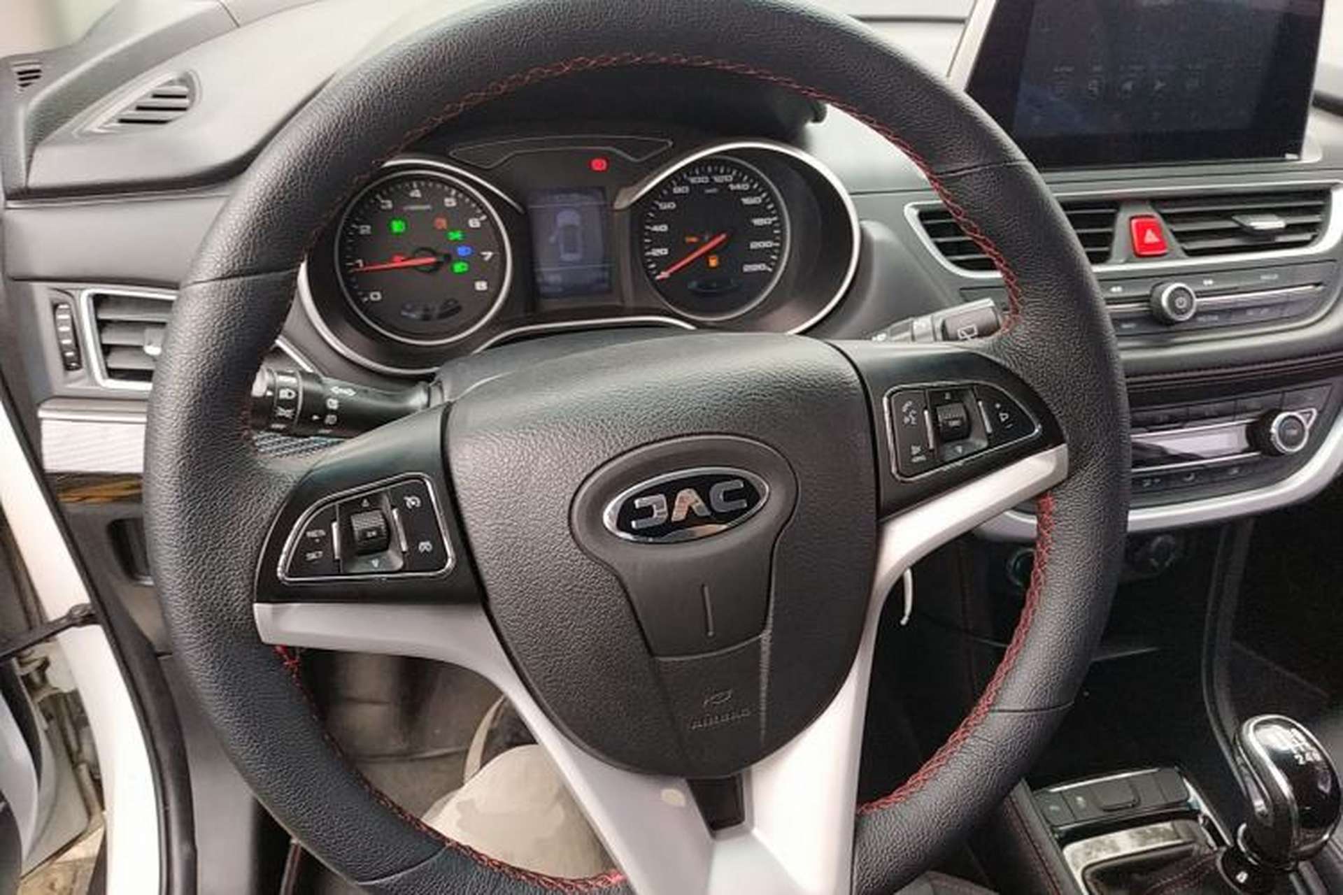Used JAC Group Refine S3 2017 1.5L Manual Luxury Smart Model Steering Wheel