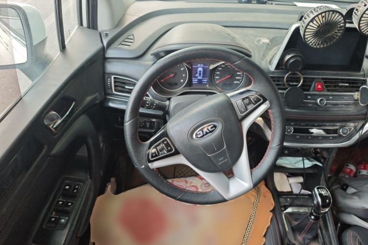 Used JAC Group Refine S3 2017 1.5L Manual Luxury Smart Model Steering Wheel