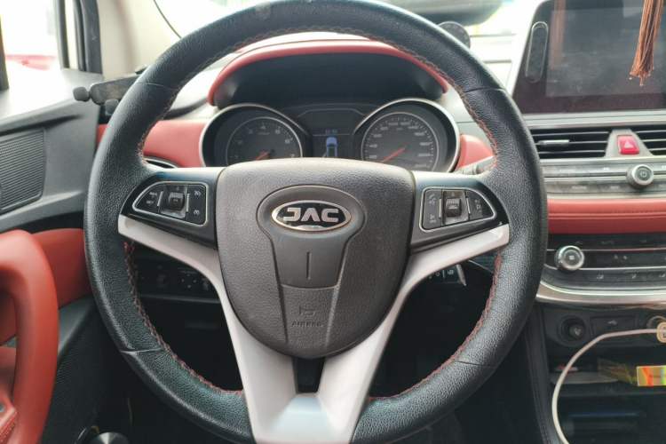 Used JAC Group Refine S3 2017 1.5L Manual Luxury Smart Model Steering Wheel