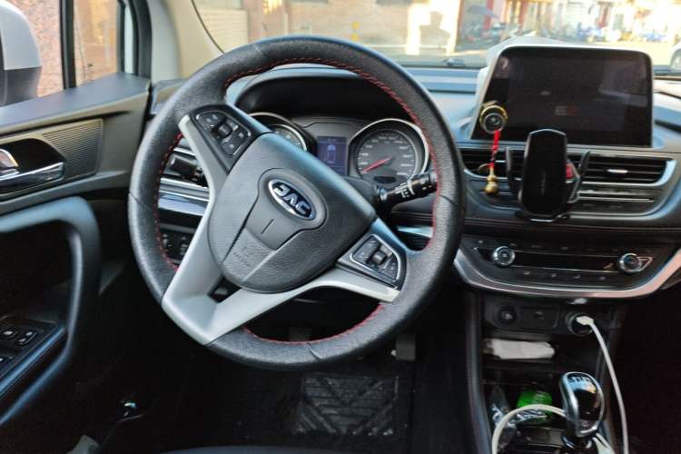 Used JAC Group Refine S3 2017 1.6L Manual Luxury Smart Model Steering Wheel