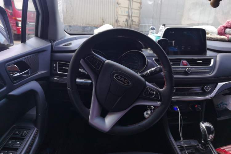 Used JAC Group Refine S3 2017 1.6L Manual Luxury Smart Model Steering Wheel