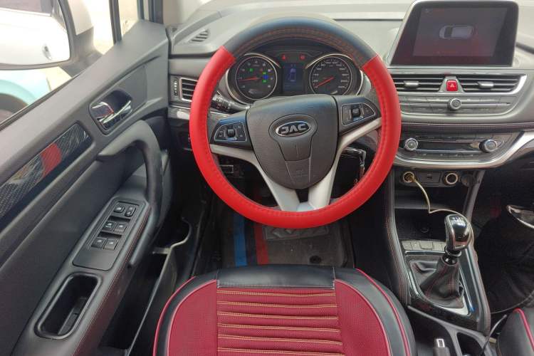 Used JAC Group Refine S3 2017 1.6L Manual Luxury Smart Model Steering Wheel