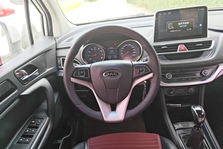 Used JAC Group Refine S3 2017 1.5L Manual Luxury Model Steering Wheel