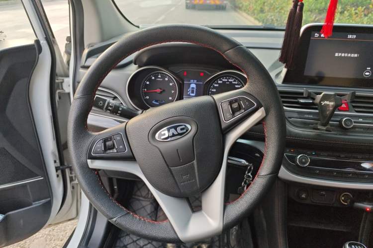 Used JAC Group Refine S3 2017 1.6L Manual Luxury Smart Model Steering Wheel