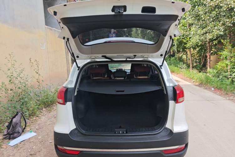 Used JAC Group Refine S3 2017 1.6L Manual Luxury Smart Model Trunk