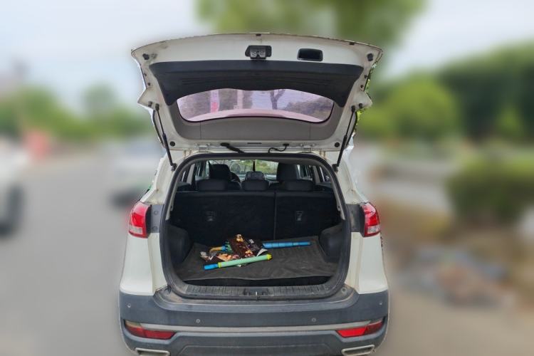 Used JAC Group Refine S3 2017 1.5L Manual Luxury Smart Model Trunk