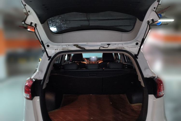 Used JAC Group Refine S3 2017 1.6L CVT Luxury Smart Model Trunk