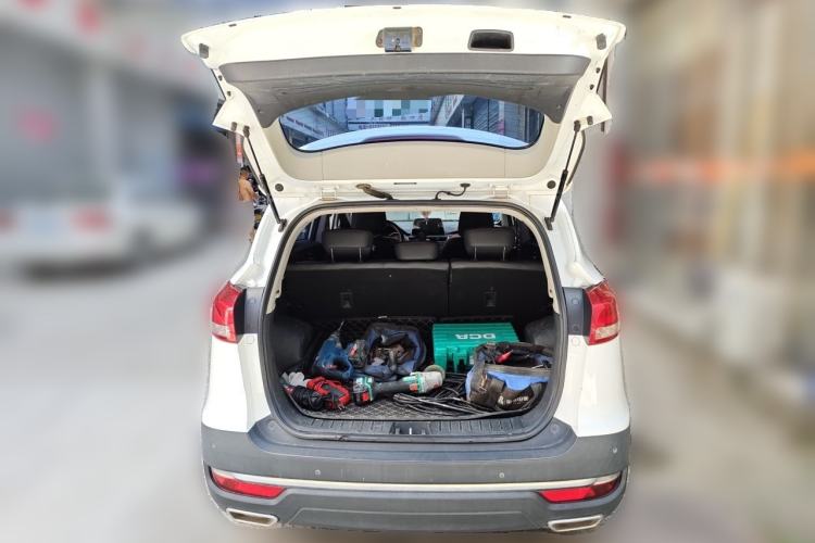 Used JAC Group Refine S3 2017 1.5L Manual Luxury Smart Model Trunk