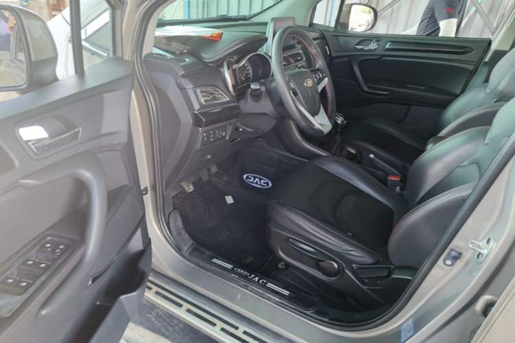 Used JAC Group Refine S3 2017 1.5L Manual Luxury Smart Model Driver Seat