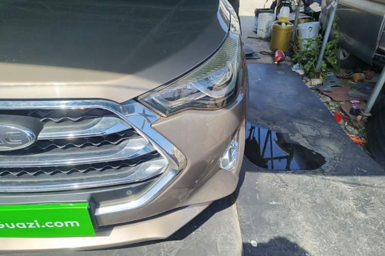 Used JAC Group Refine S3 2017 1.5L Manual Luxury Smart Model Left Front Headlight