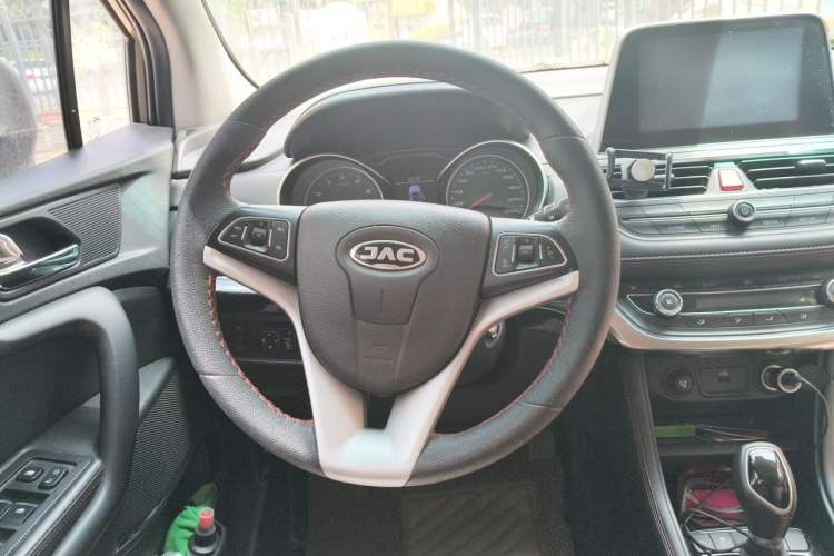 Used JAC Group Refine S3 2017 1.6L CVT Luxury Smart Model Steering Wheel