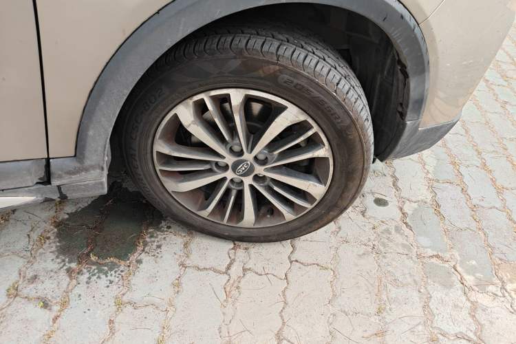 Used JAC Group Refine S3 2018 Smart Drive Edition 1.5L Manual Luxury Smart Model Right Front Wheel Hub