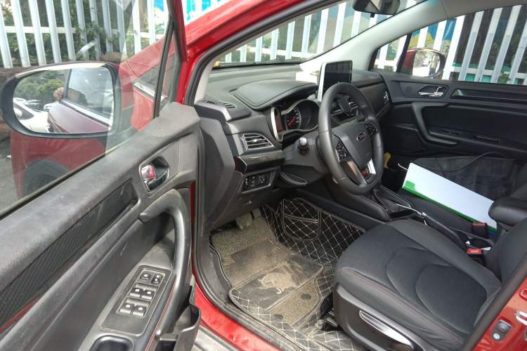 Used JAC Group Refine S3 2018 Smart Drive Edition 1.6L CVT Luxury Model Interior 3